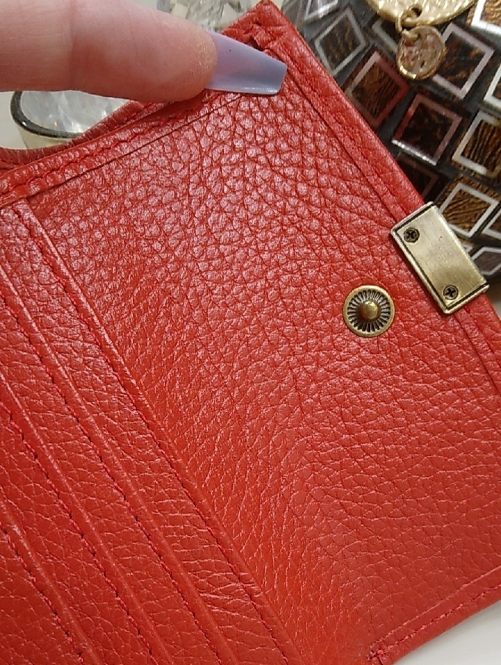 Timberland Women's Red Leather Snap Billfold Wallet - Picture 5 of 8
